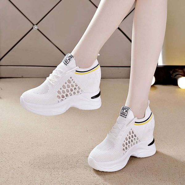 Breathable slimming and height increasing women&#039;s 2024 summer new casual sports shoes for women