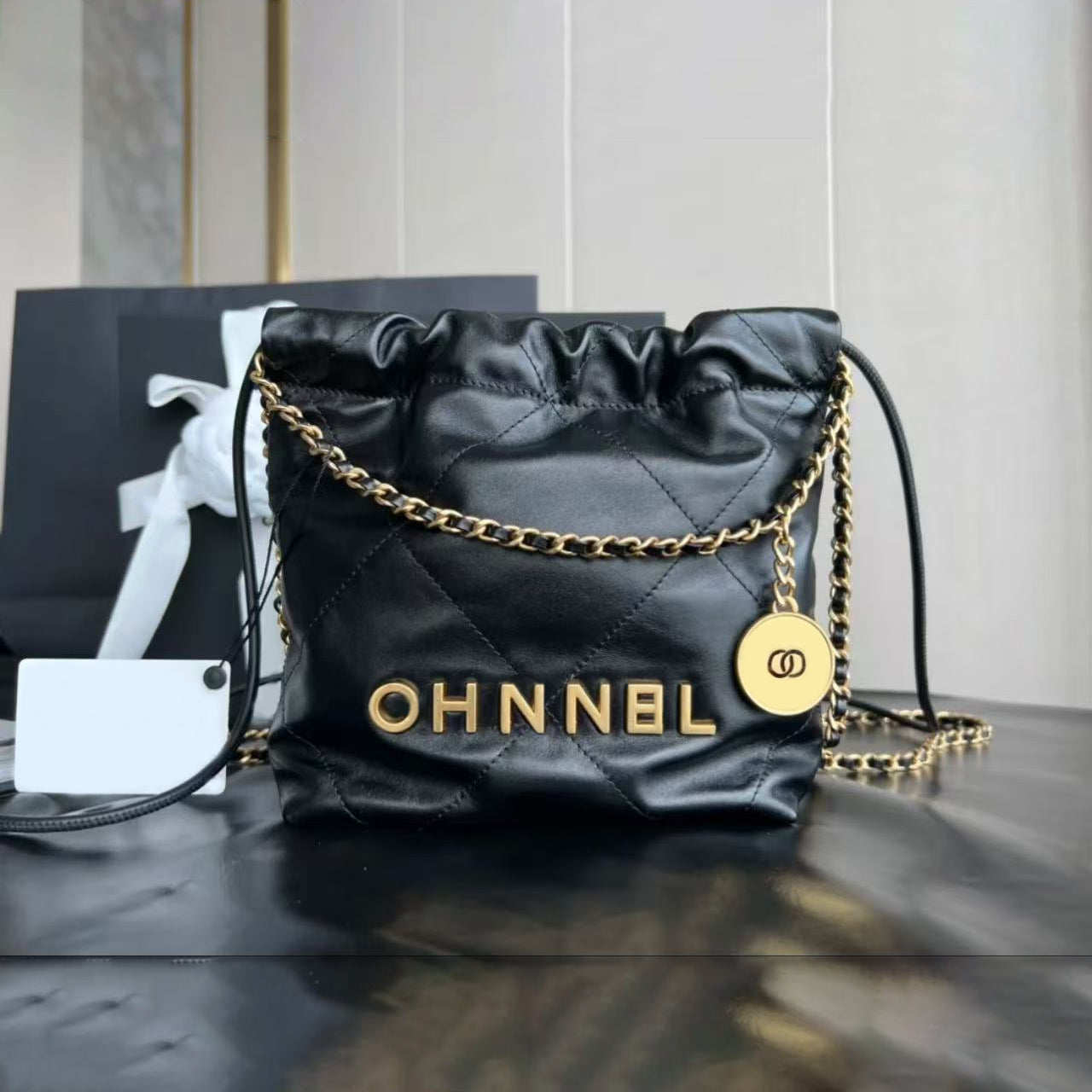 Designer tote Women&#039;s Shoulder Fashion Mini Bucket Bag Leather cowhide quilted Handbag Black Gold Chain purse trash bag