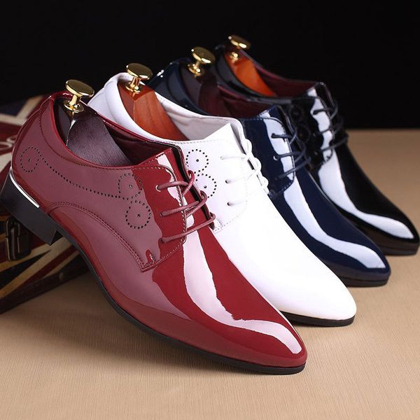 Men&#039;s Classic Retro Brogue Shoes Patent Leather Mens Lace-Up Dress Business Office Shoes Men Party Wedding Oxfords For Boys Party Boots