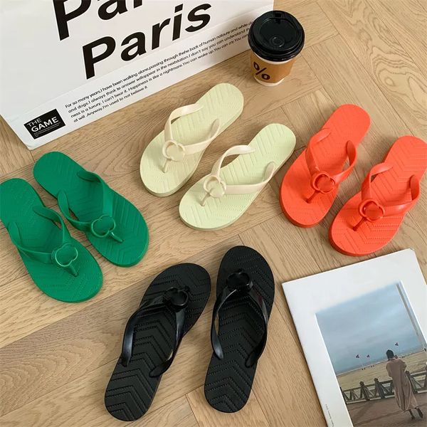 Designer slipper luxury women slippers classic home slippers slides Material rubber fashion sandals outdoor anti slip waterproof flip flops