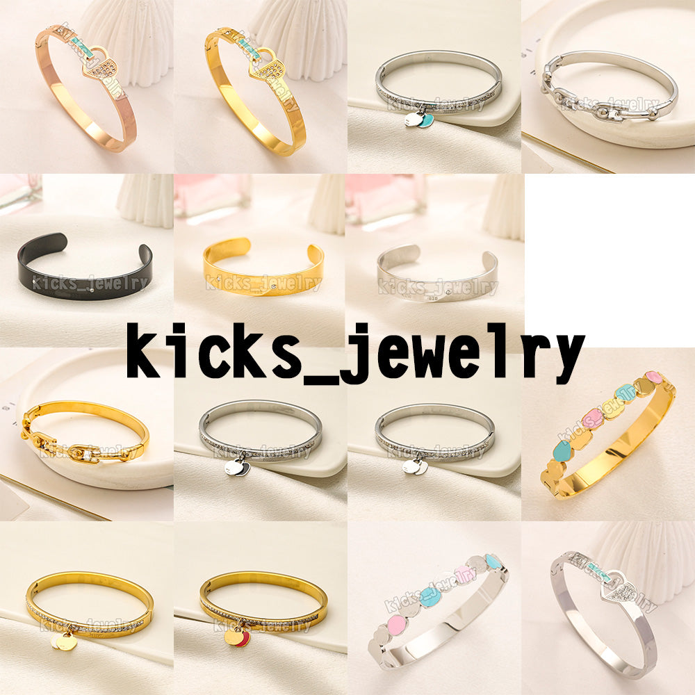 Fashion classic heart bracelet designer bracelet non-fading bracelet suitable for women&#039;s daily wear party birthday gift