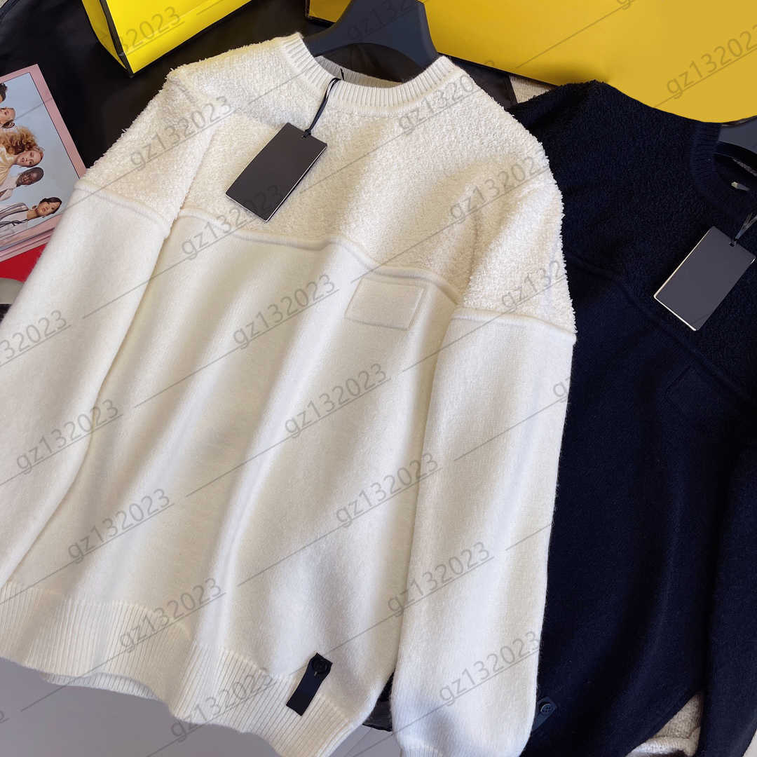 Womens Sweaters Chest Embossed Letter Logo Thread Round Collar Pullover Knit Sweater Solid Color Profile Slimming Knitwear Simple Joker Style Women