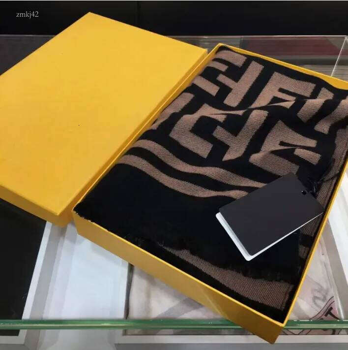 ff Stylish Women Cashmere Designer Scarf Full Letter Printed Scarves Soft Touch Warm Wraps With Tags Autumn Winter Long Shawls 35cm X 180cm 8ce