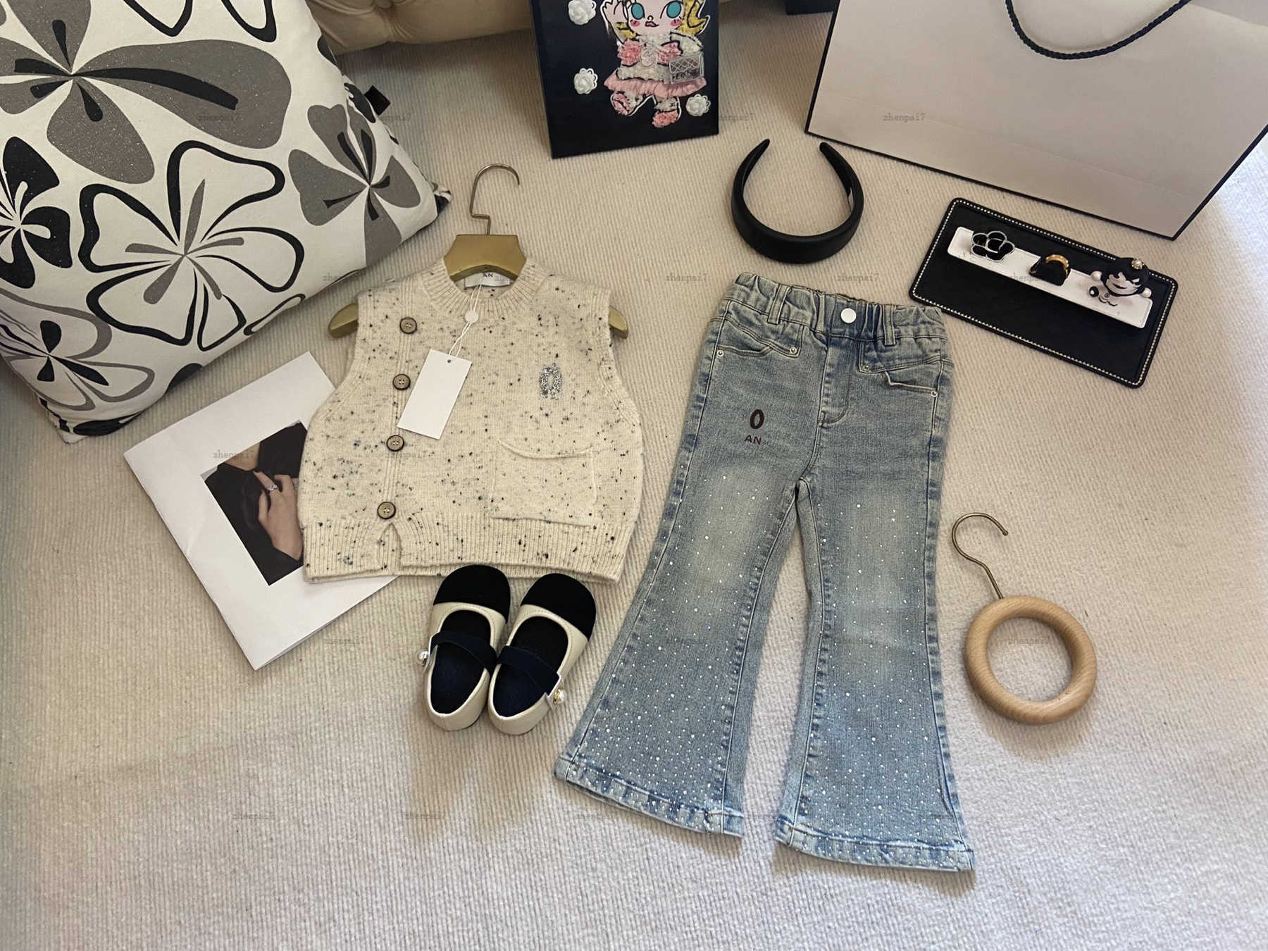 Top bbay Tracksuits Autumn girls Hoodie set Kids designer Clothes Sleeveless design sweaters and Washed denim jeans A908X25N219