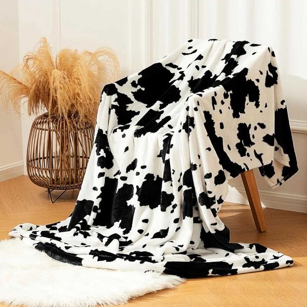 Cow Print Fuzzy Throw Blanket for ChairCouchSofaBedFluffy Shaggy Flannel Cow Blankets for Adults Kids Boys TeensXJ241111