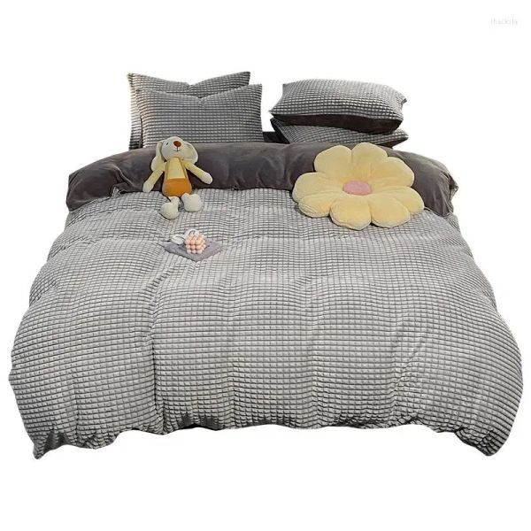 Bedding Sets Cut Flower Milk Fiber Four-piece Set Winter Coral Fleece Flannel Bed Sheet Quilt Cover Double-sided with Veet Thermal