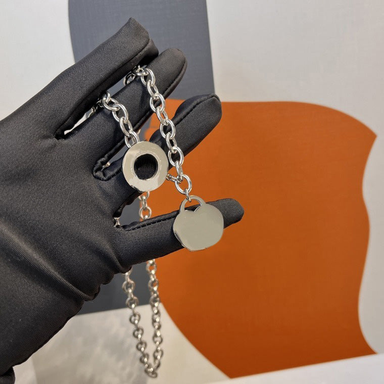 Womens Fashion Necklaces Choker Chain Silver Plated 18K Gold Plated Stainless Steel Letter Pendant Necklaces For Women Jewelry