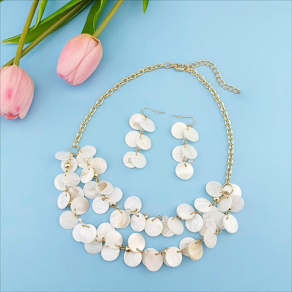 Ensembles de boucles d'oreilles pendantes à coquillages ronds et plats et de colliers doubles