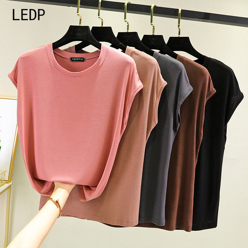 138668 Green ivy entwined three-dimensional embroidery Large size women&#039;s plant growth hand-sewn forest T-shirt