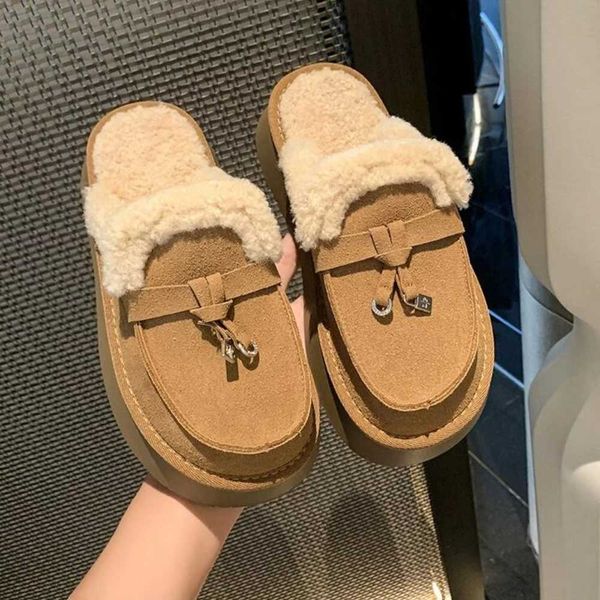 Slippers Baotou Hairdressing Sliding Block Womens 2024 New Fur Womens Niche Design Comfortable Full Matching Thick Bottom Home Shoes Y240907