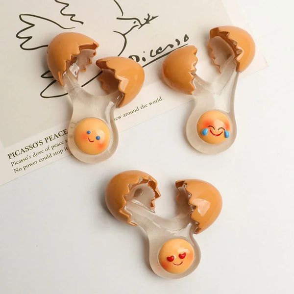 1Pack Cute Smiling Chick Broken Eggshell Refrigerator Magnets Round Plastic Kitchen Decor Fun Cartoon Egg Fridge 250116