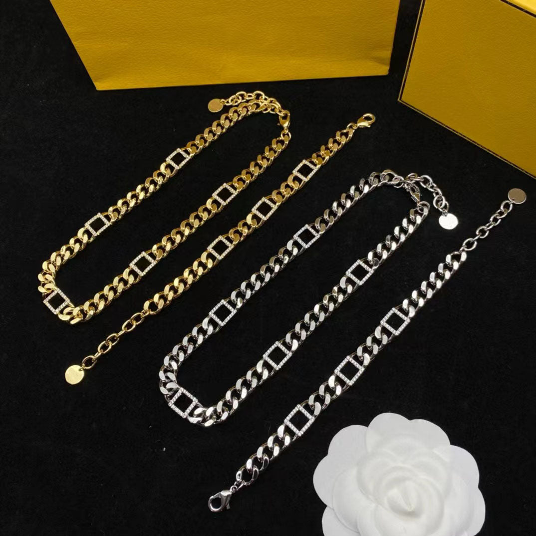 Luxury Designer Diamond Letter Chokers Necklace Fashion Delicate Chain Bracelet Women&#039;s Gift Jewelry Set Gold silver optional