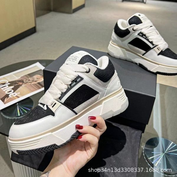 2024 Spring New Bread Shoes High end Leather Versatile Casual Board Shoes Mens Thick soled Height Increasing Sports Shoes