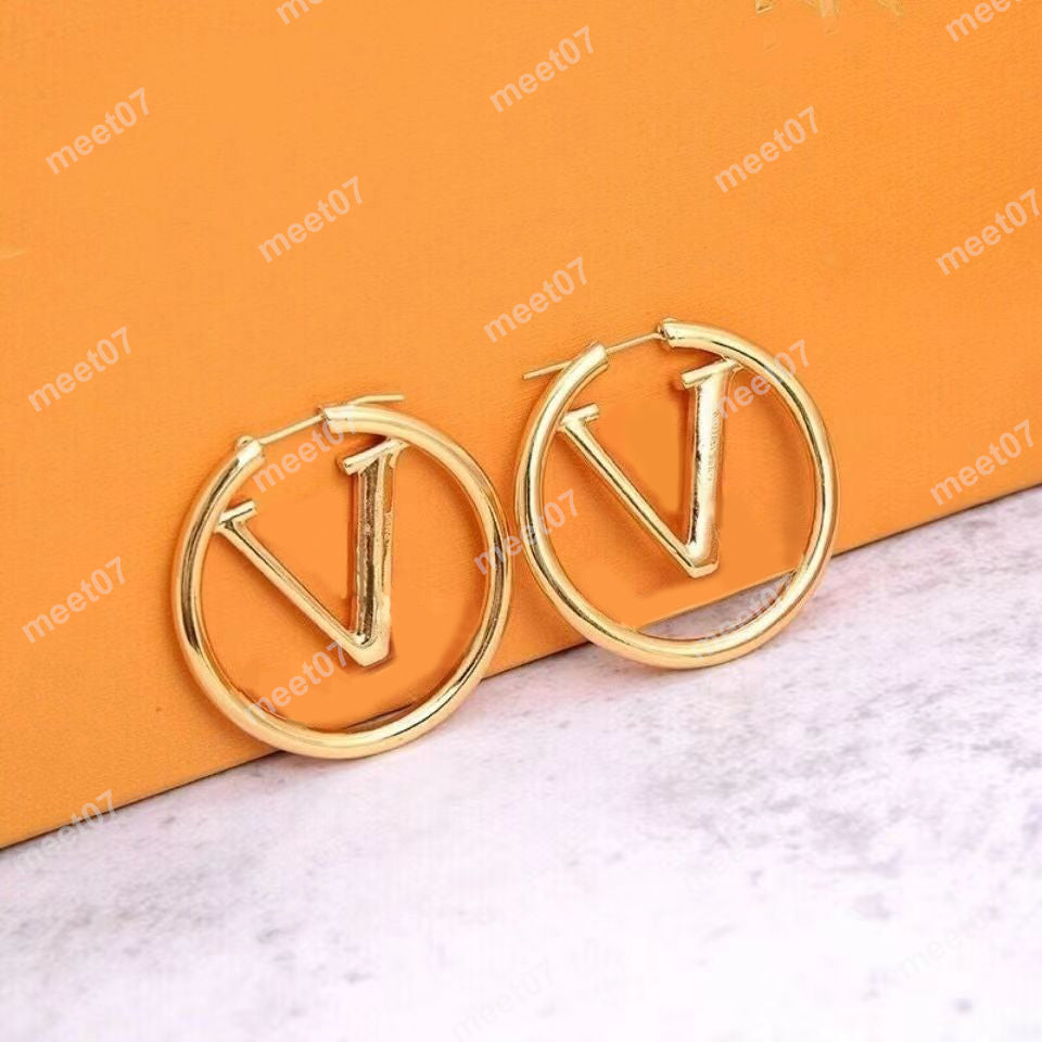 Hot designer earring hoop huggie jewellery Mid size Ladies Earring Sterling Silver Ear Ring for Women