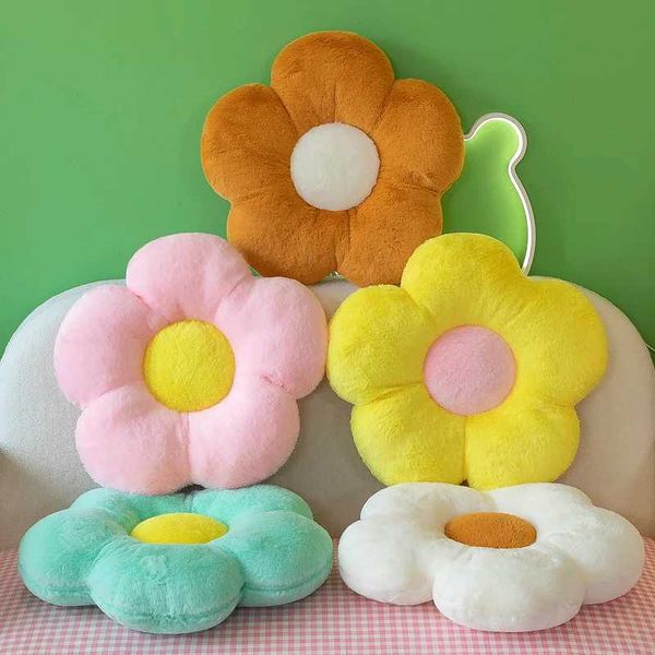 35cm Soft Sunflower Sleep Pillow Mat Plush Chrysanthemum Throwing Pillow Chair Mat Used for Office and Home Floor Mat Sofa Decoration W24081