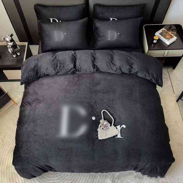 Bedding sets 19 color Designer bedding 4-piece baby velvet Crystal velvet set Warm case bed cover for men and women in winter H250113