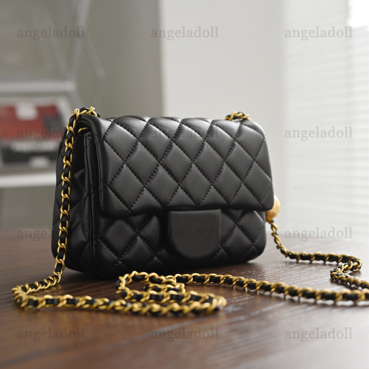 10A Mirror Quality Designers Mini Square Pearl Crush Bags Womens Rectangular Flap Gold Ball Bag Luxury Black Lambskin Quilted Purse Crossbody Should