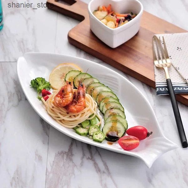 Dishes Plates Steam Fish Restaurant Home Kitchen Utensils Ceramic Fish Slices with Golden Edge Creative Fish shaped Dinner Charger Board L24