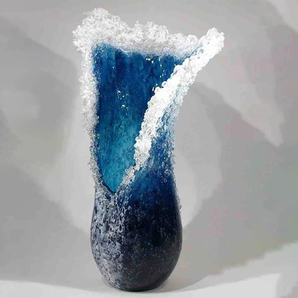 Modern vase ocean wave shaped vase resin craftsmanship fashionable Nordic style office living room decoration blue vase decoration 250102