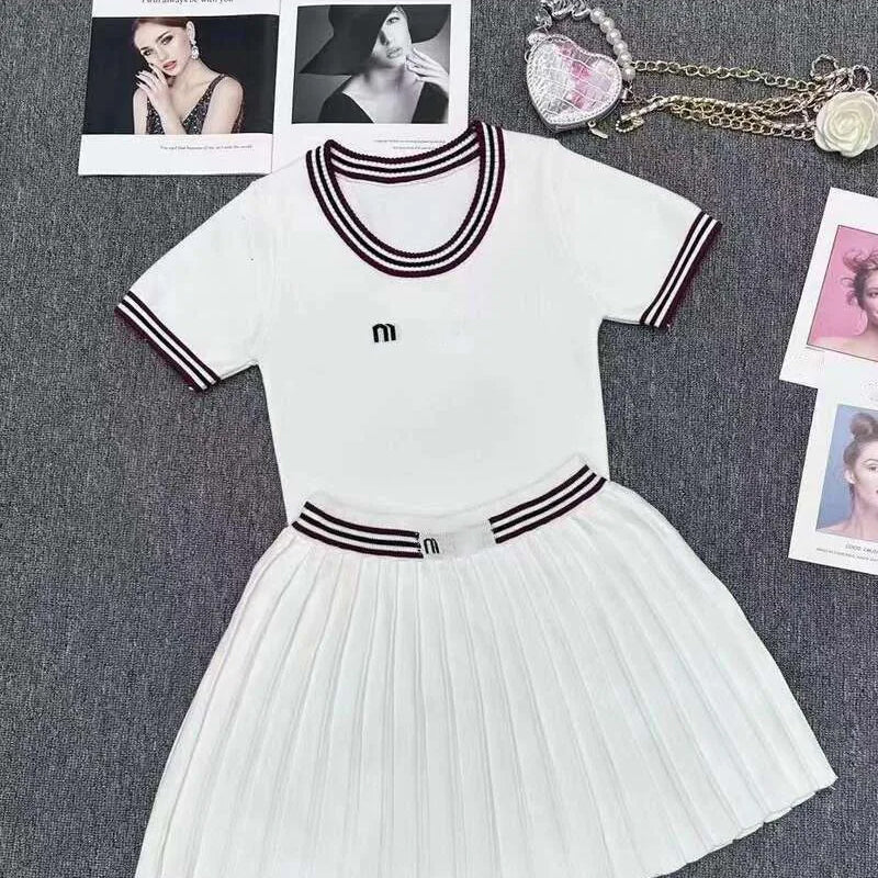Women Knitted Tops T-shirt Skirts Set Designer Tracksuit Letters Contrast Tees Pleated Skirts Outfit Elegant Casual Knits Dress Clothes