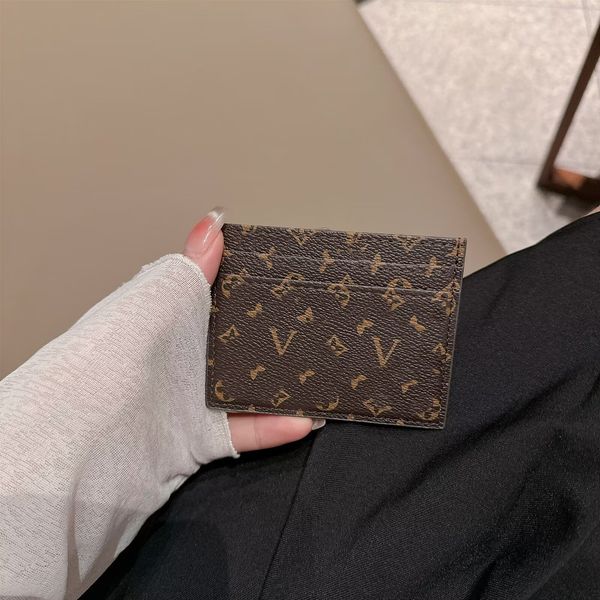 Luxury Designers Credit Card Holders Mini Wallets High Quality For Men Women Genuine Leather Brown Old Flower Classics Pure Color Card Holde