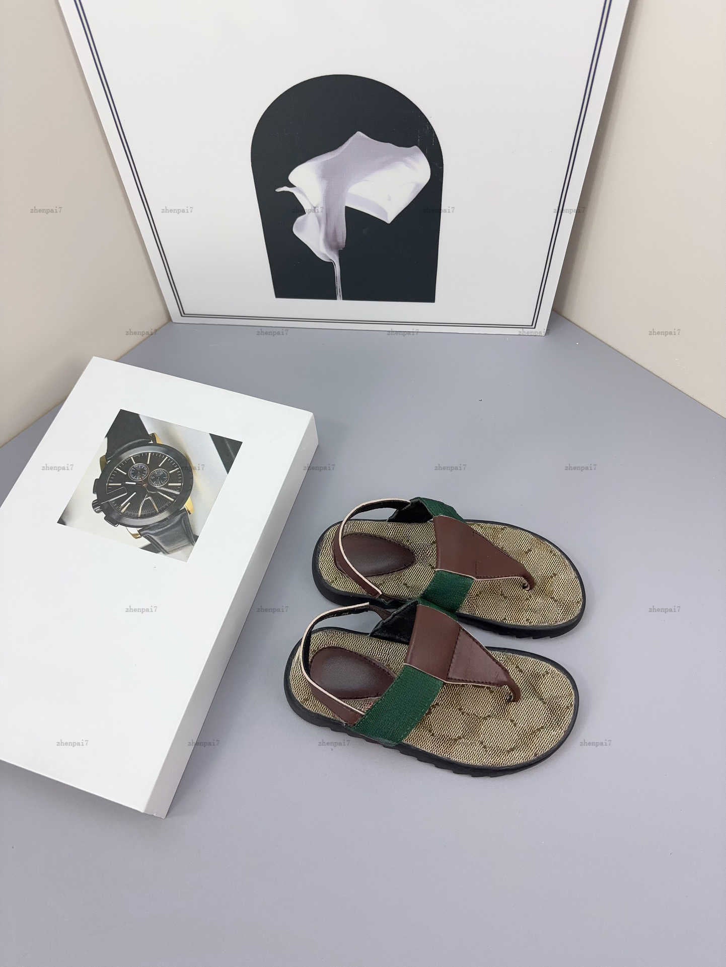 Top summer flip-flops baby Sandals Multiple styles Kids shoes Size 26-35 Including box logo printing girls boys Slippers