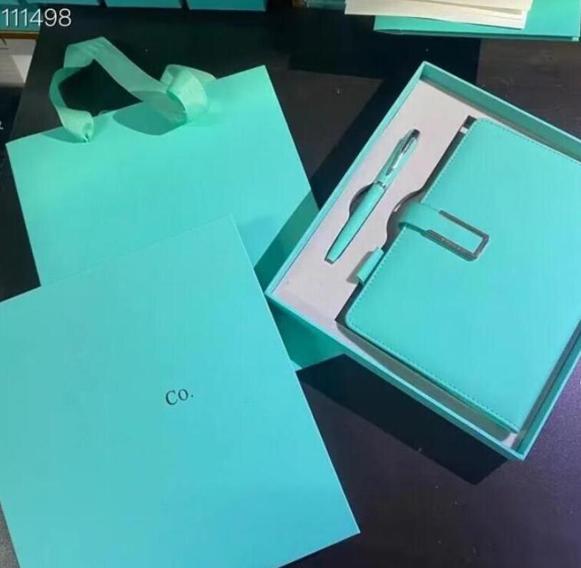 wholesale Retro fashion designer letter printed business thickening student A5 notebook with ballpoint pen dh85