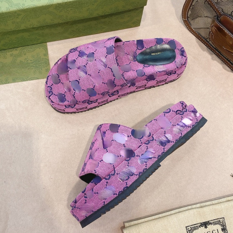 Brand Thick Soled Slippers Logo Print Sandals Men Women Beach Shoes