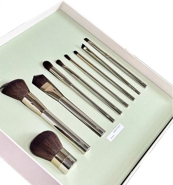 Designer Silver Makeup Brush Women&#039;s 9 Makeup Brushes Classic Letter Logo Makeup Tool beauty tool with Gift Box Gifts for girlfriends a