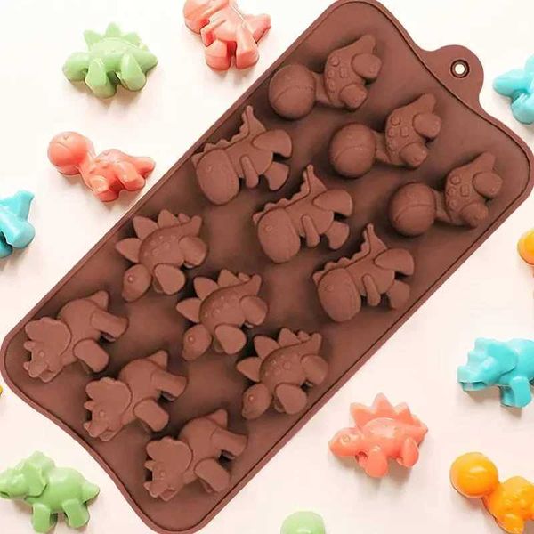 New Arrival Cartoon silicone chocolate mold animal lion bear shaped chocolate candy ice cube childrens food supplement party baking tool Z25