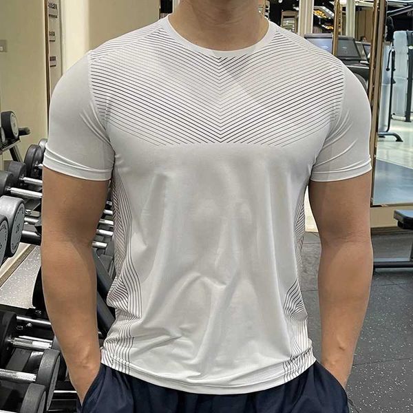Mens Summer Summer O-pescoço curto Top Top de secagem rápida T-shirt Mens Treinamento de fitness T-shirt T-shirt Running M250108