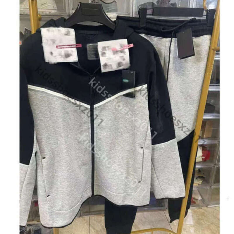 Designer Hoodie Niki Tech Fleece Nocta Tracksuit Coat Windbreaker Jacket Fashion Casual Sports Doudoune Homme Alosets Tottenham Alosets Monclor Kids