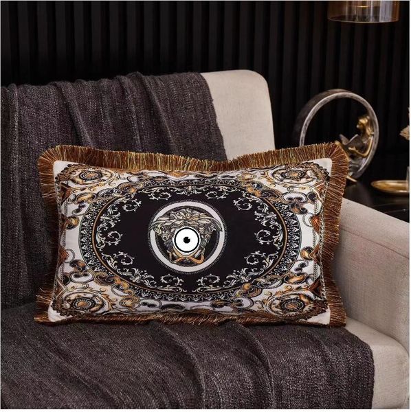 Decorative 45*45cm Pillow Luxury Cushion Christmas Designer Pillowcase Classic Letter Fashion Throw Cushions Cotton Pillows Covers Home Text