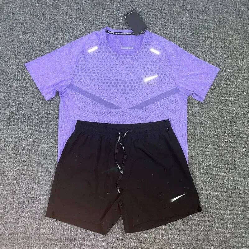 Designer T-shirt Maillot De Bain De Luxe Graphic Tee Beach Wear Under Amour Montirex Trackuit Tech Fleece Gym Clothing Men Sportwear Under Amour Tra