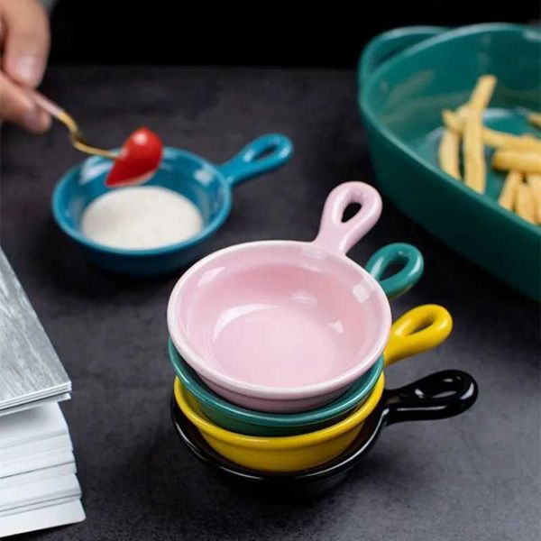 Nordic Creative Dip Dishes Home Ceramics Cute Trumpet Sauce Dishes Seasoning Small Dishes Vinegar Dishes Tableware Dishes Y240902