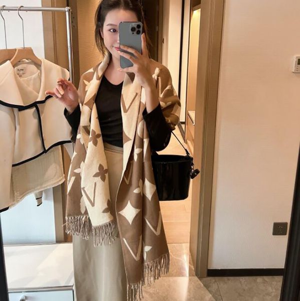 designer Brand scarf Luxury Scarf Cashmere Thick Shawl Women Long Winter Pashmina Long Wraps Hijab with Tassel Bufanda Le foulard gift 11 st