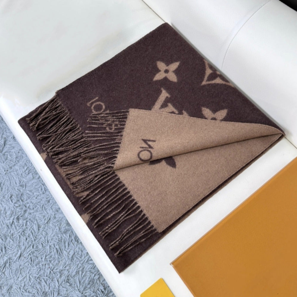 Scarves For Designer Women Mens Designers V Scarf Shawls Brand Scarves Pashmina Winter 100 Cashmere Big Wraps Christmas Gift RR