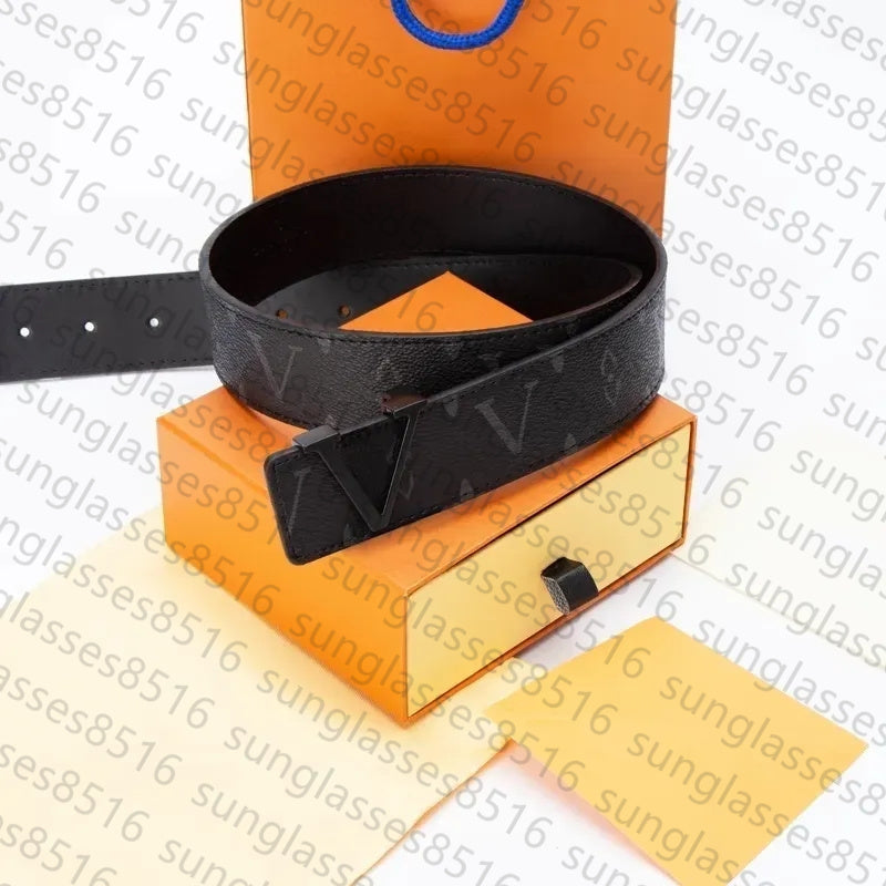 Designer Classic Mens Belt Fashion Brand Genuine Leather Letter Printed mens Accessories Belt High Quality Large Gold Buckle Casual Business Belt