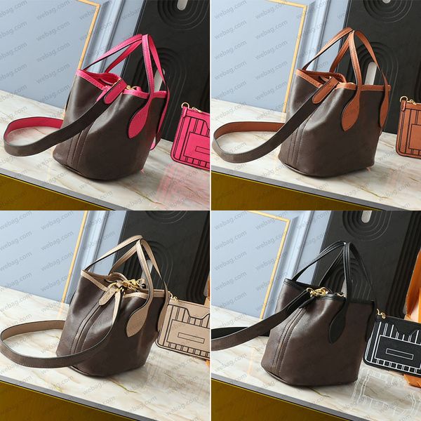 Free Shipping New Designer Bags Classic Floral Leather Handbags Ladies Tote Luxury Shoulder Crossbody Travel Bags Holiday Gift Women Totes B