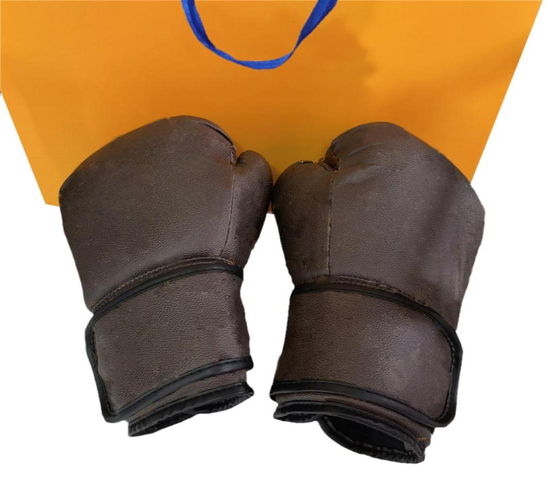 ILIVI Monogram Leather Boxing Gloves Limited Edition Vintage Retro style Adult Size Playing Sandbags Parry Mens Womens Fight Train7096586