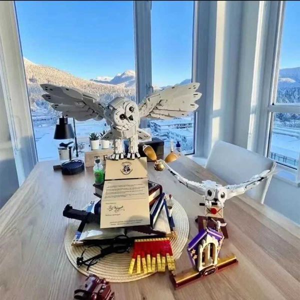 Blocks Display Famous Icon Collectors Edition Model Building Blocks Compatible Toys Childrens Birthday Gift 76391 Y240912HTA5