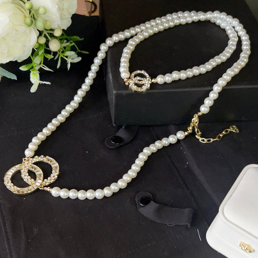 Extravagant Pearl Necklace Classical Jewerly Women Necklace Choker Chain Crystal Rhinestone Round Geometry Necklaces Sweater Chain Accessories Party