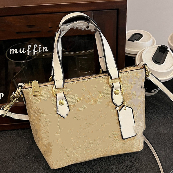 10A designer women&#039;s handbag high-quality suitable for commuting wallet high-quality travel crossbody bag shoulder strap 304