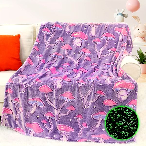 Preppy Style Flannel Knitted Throw Blanket Luminous Mushroom Print Soft Polyester All Season Glow in the Dark Multipurpose Blanket for Home