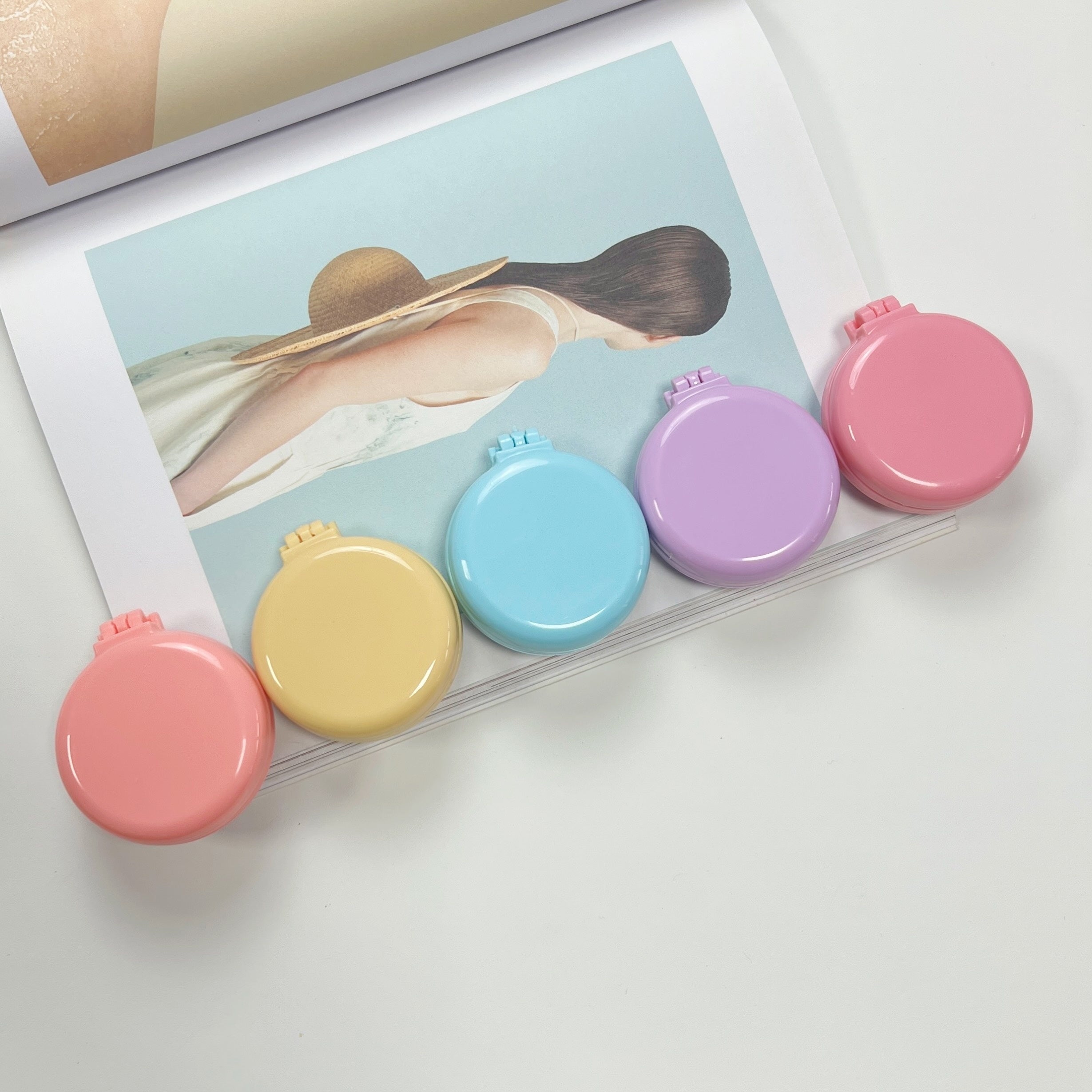 TEMU 5pcs-set Mini Macaron Portable Foldable Hair Brush With Makeup Mirror, Dual-use, Styling, Essentials, Cute Folding Air Cushion Comb For All Hair