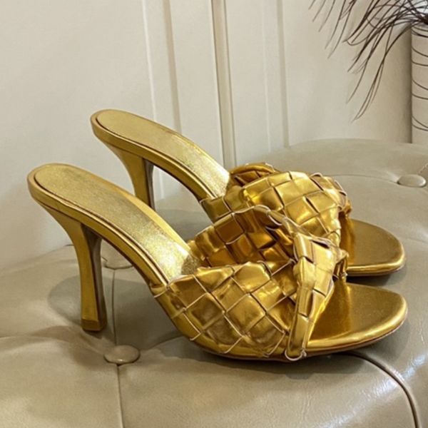 Luxury sandals for women classic famous designer shoes plaid solid color letter high heels pleated summer party shoes daily skirt shoes form