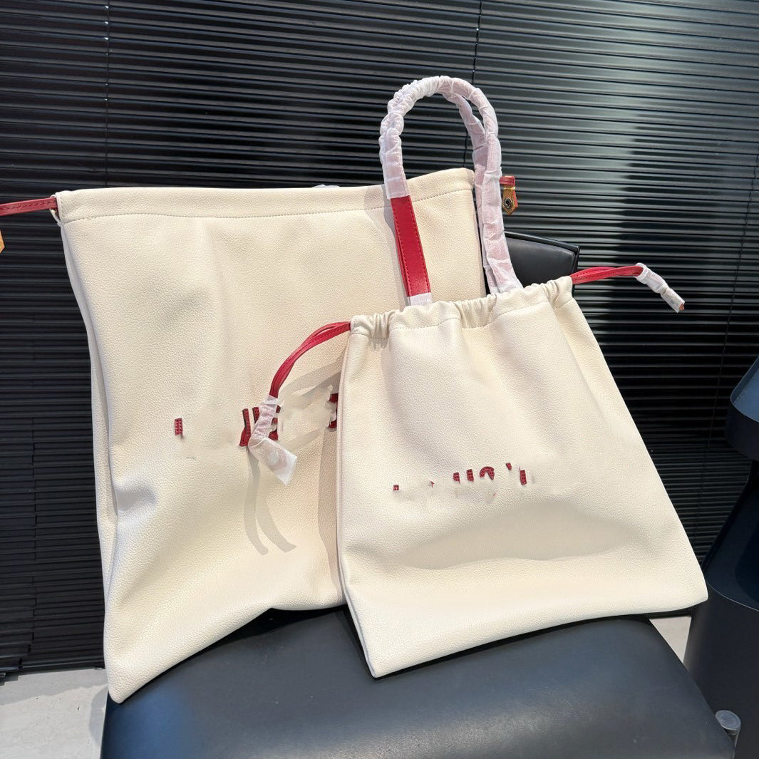 Designer bag tote bag womens shoulder bag crossbody bag luxury handbag chain bag fashionable and casual club shoulder bag wallet