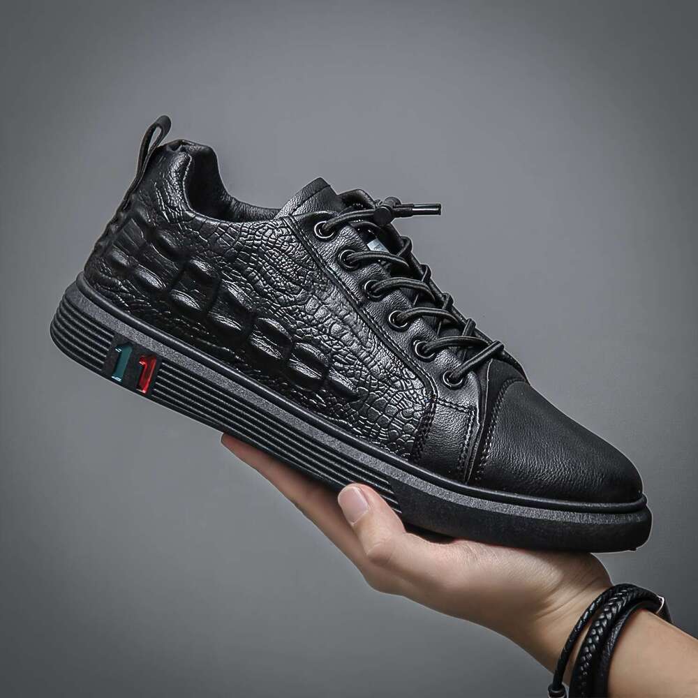 Men&#039;s shoes designer Black Comfortable Crocodile Texture Red Accents for Outdoor Walking Attire Casual Outdoor Shoes Street Style Sneakers