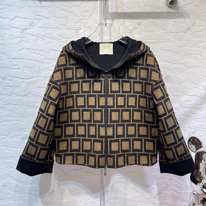 Womens Wool Coats Winter Fashion Leather Jackets Classic Short Warm Reversible Coat Women Stylish Faux Fur Outerwear Jacket