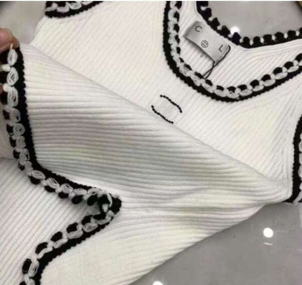 Anagram-embroidered Women Tanks Camis cotton-blend tank tops Two C letters Designer Skirts Yoga Suit CHANNEL Dress bra Vest Ladies solid Vintage T S